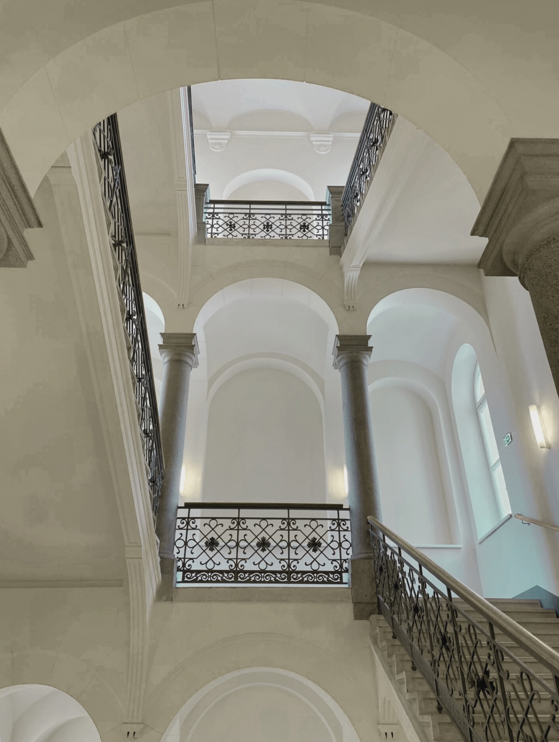 Sanja Kajmakoska - ELENIS